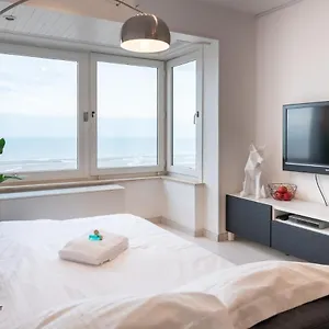 https://residentie-martinique-zeezicht.bruges-hotels.info