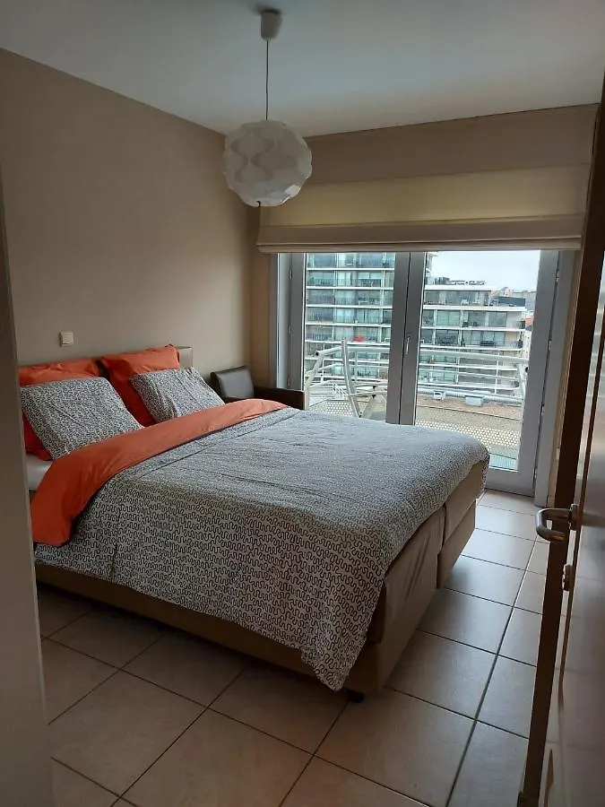 Appartement met zeezicht en verwarmd zwembad Ostende 0*,  Belgien